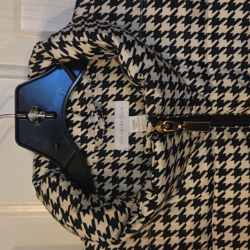 Charter Club Houndstooth Vest - Black and White Size Large
